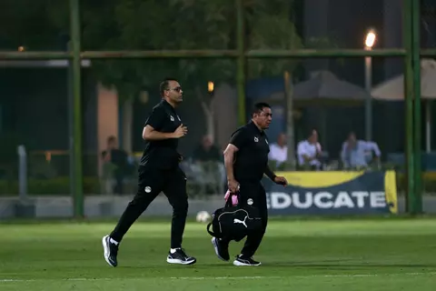 أنقذه من بلع لسانه.. تدخل طارئ من الجهاز الطبي لمصر لعلاج لاعب عمان مواليد 2007